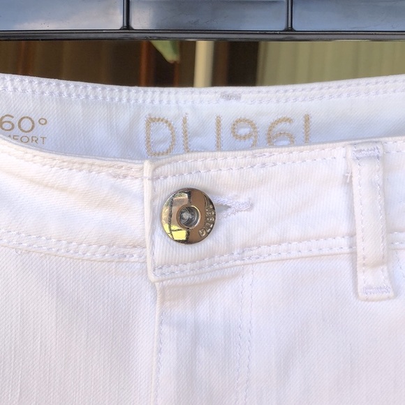 DL1961 Premium white jean - Picture 2 of 11